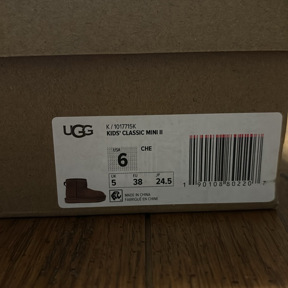 UGG classic mini ll - Picture 5 of 5